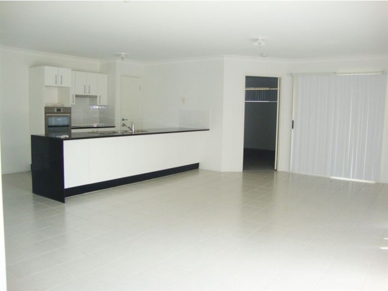 3 Truscot Court, Fernvale QLD 4306