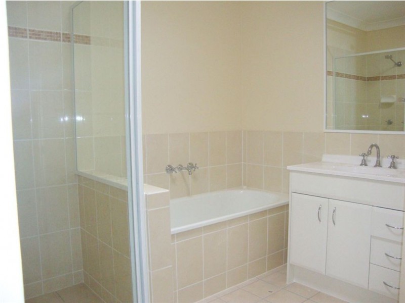 3 Honeywood Drive, Fernvale QLD 4306
