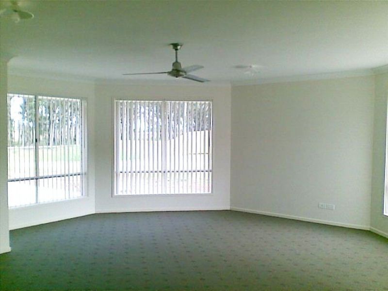 33 Titmarsh Circuit, Fernvale QLD 4306