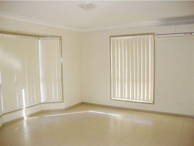 25 Ramsey Court, Lowood QLD 4311
