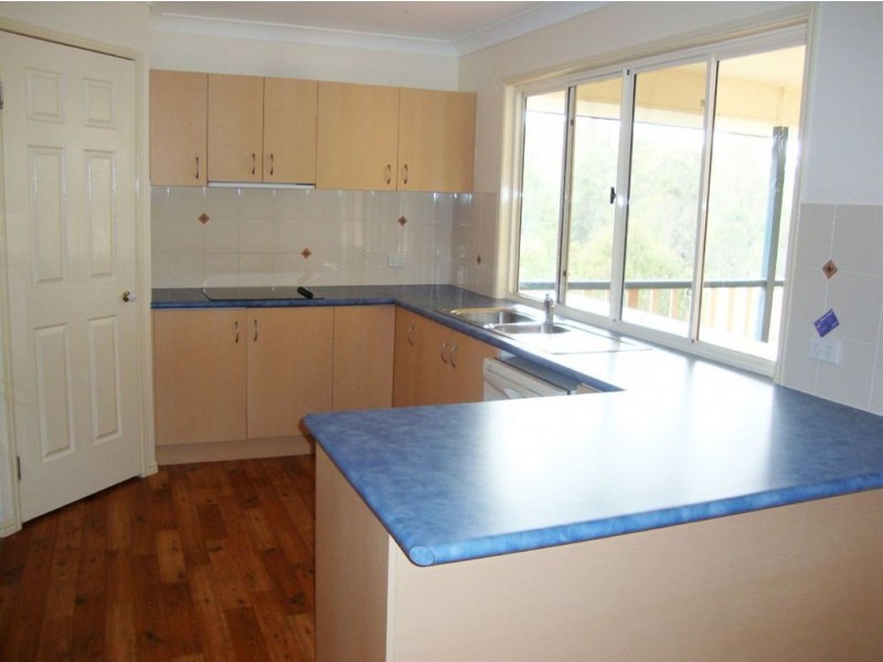 6 Nidus Court, Fernvale QLD 4306