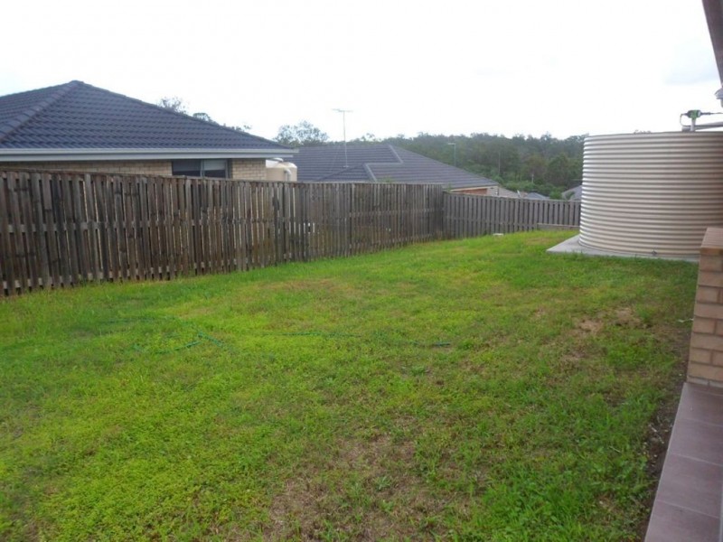 17 Honeywood Drive, Fernvale QLD 4306