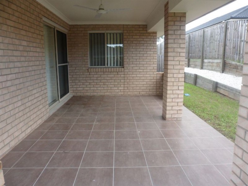 17 Honeywood Drive, Fernvale QLD 4306