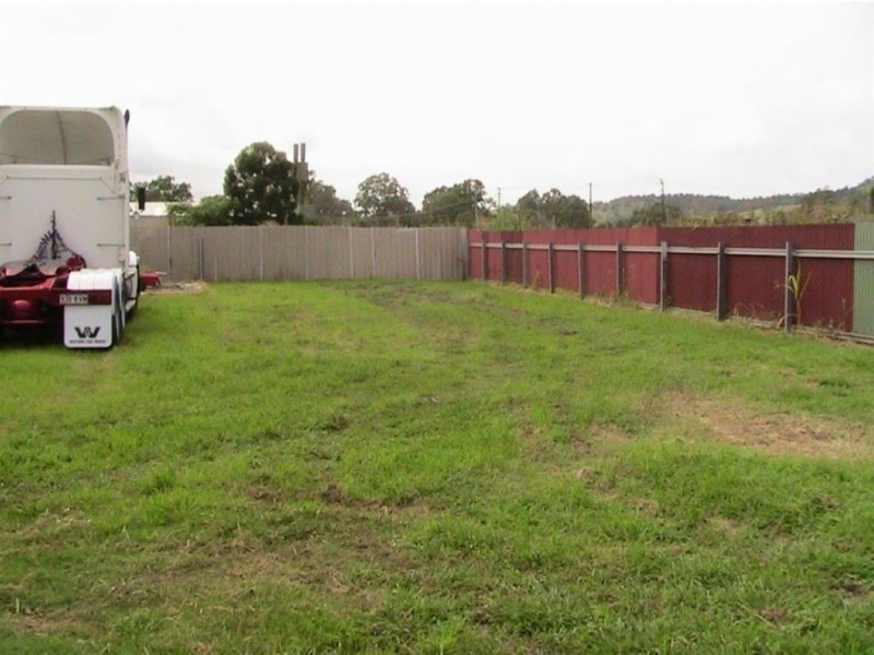 4 Kleinhans Court, Lowood QLD 4311