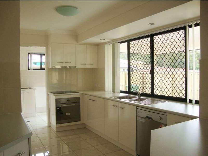 67 Honeywood Drive, Fernvale QLD 4306