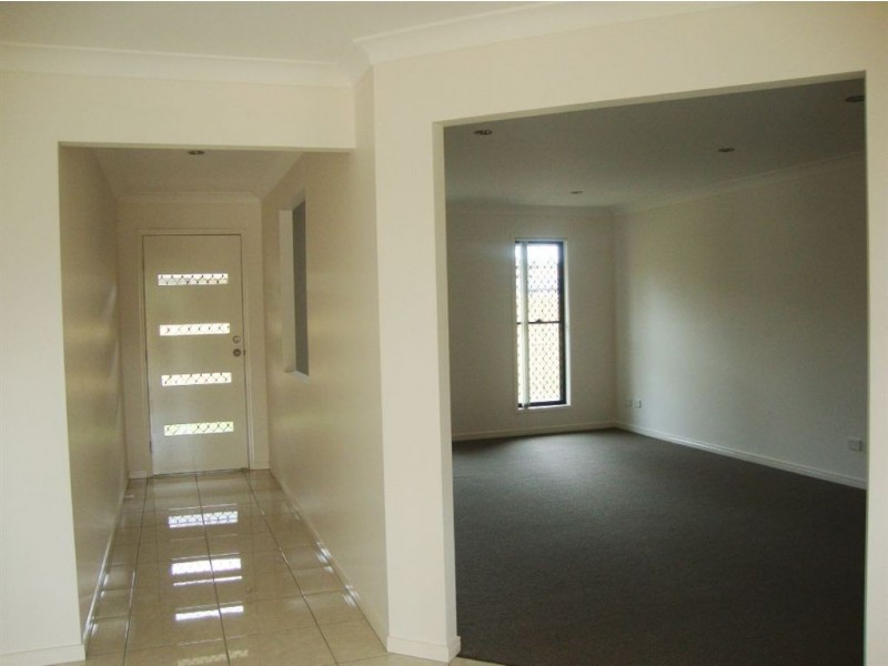 67 Honeywood Drive, Fernvale QLD 4306