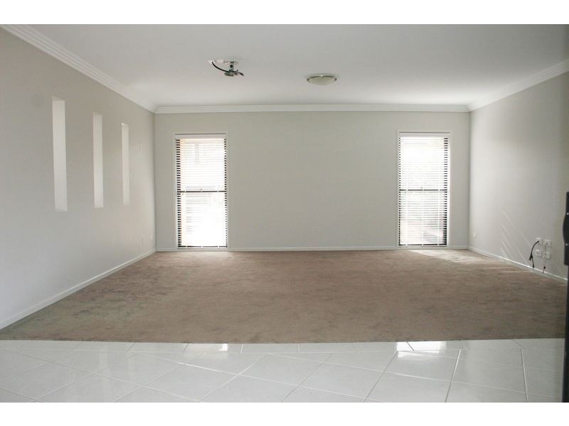 Kensington Grove QLD 4341