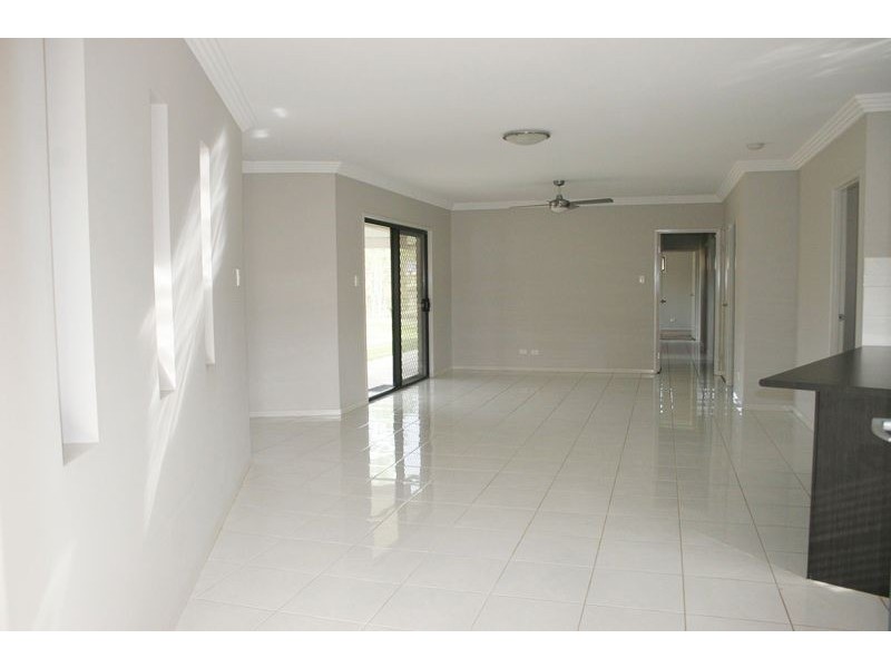 Kensington Grove QLD 4341