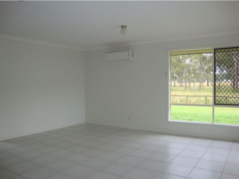 25 Titmarsh Circuit, Fernvale QLD 4306
