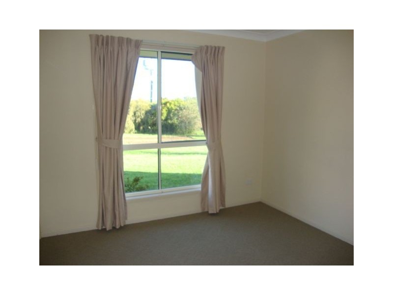 75 Schmidt Road, Fernvale QLD 4306