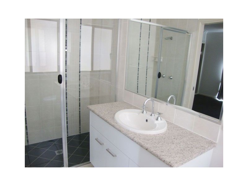 10 Goldenwood Crescent, Fernvale QLD 4306