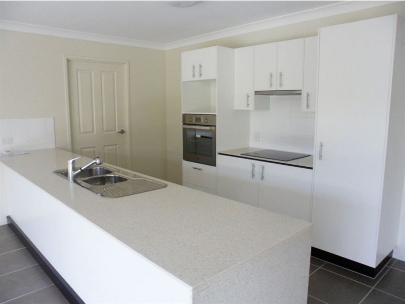 42 Titmarsh Circuit, Fernvale QLD 4306