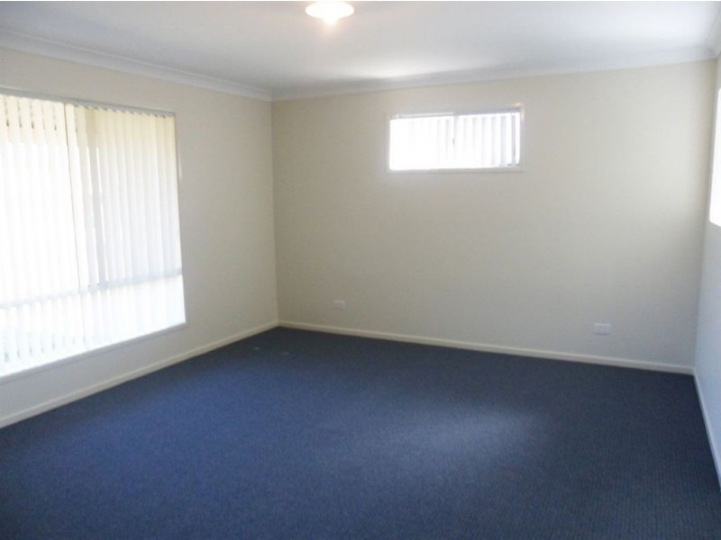 42 Titmarsh Circuit, Fernvale QLD 4306