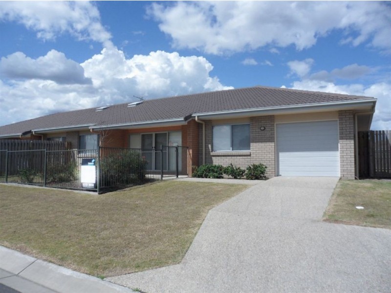 1/8 Spoonbill Court, Lowood QLD 4311