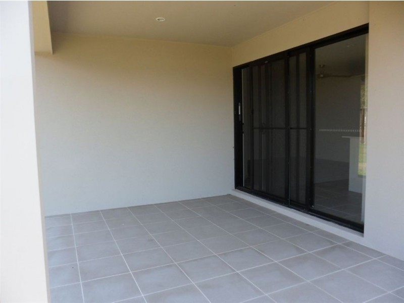 60 Honeywood Drive, Fernvale QLD 4306