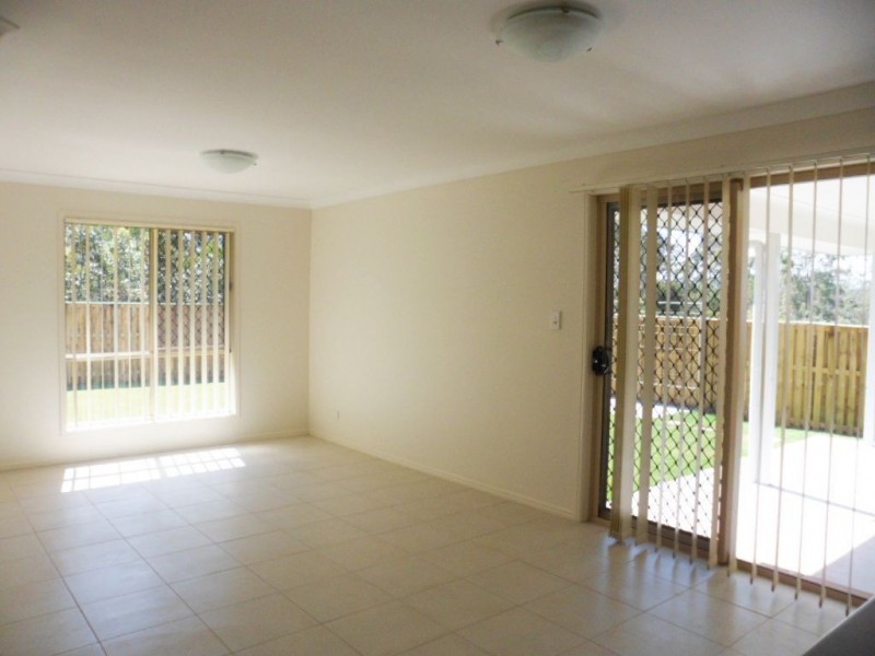 16 Goldenwood Crescent, Fernvale QLD 4306