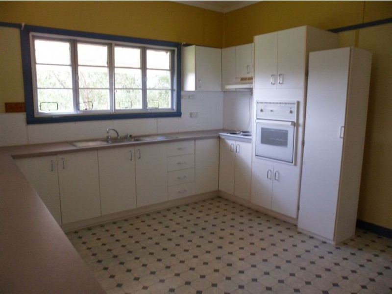 134 Glamorgan Vale Road, Lowood QLD 4311