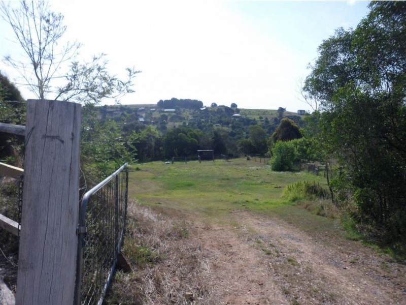 134 Glamorgan Vale Road, Lowood QLD 4311