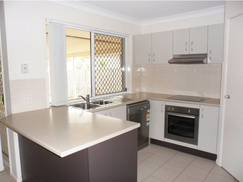 32 Honeywood Drive, Fernvale QLD 4306