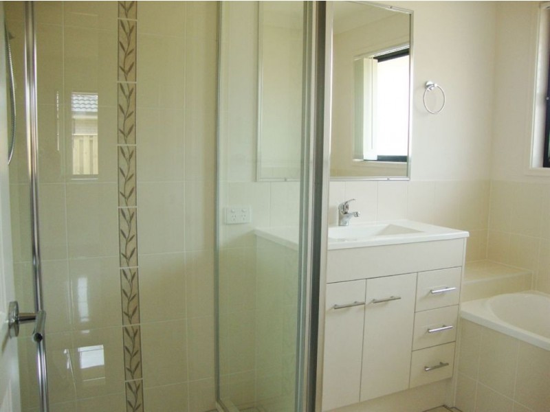 67 Honeywood Drive, Fernvale QLD 4306