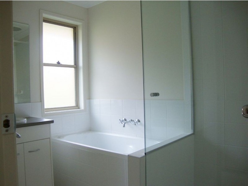 1 Willowood Place, Fernvale QLD 4306