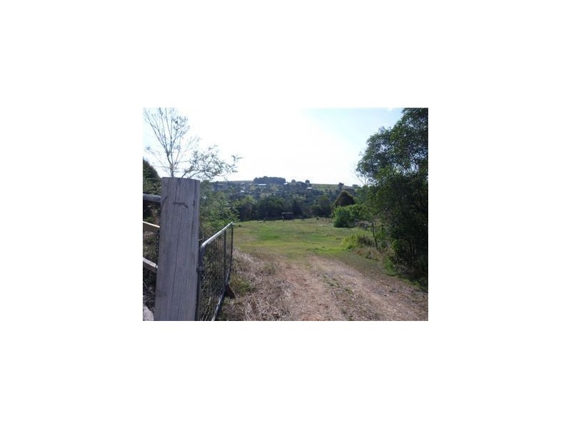 134 Glamorgan Vale Road, Lowood QLD 4311
