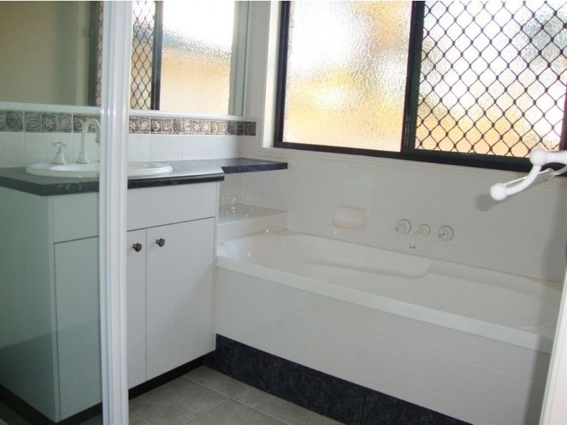 24 Wagtail Drive, Regency Downs QLD 4341