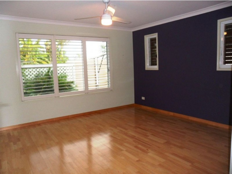 16 Macadamia Drive, Lowood QLD 4311