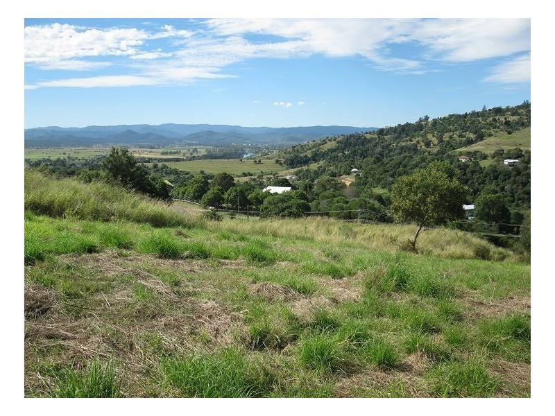100 Annette Road, Lowood QLD 4311