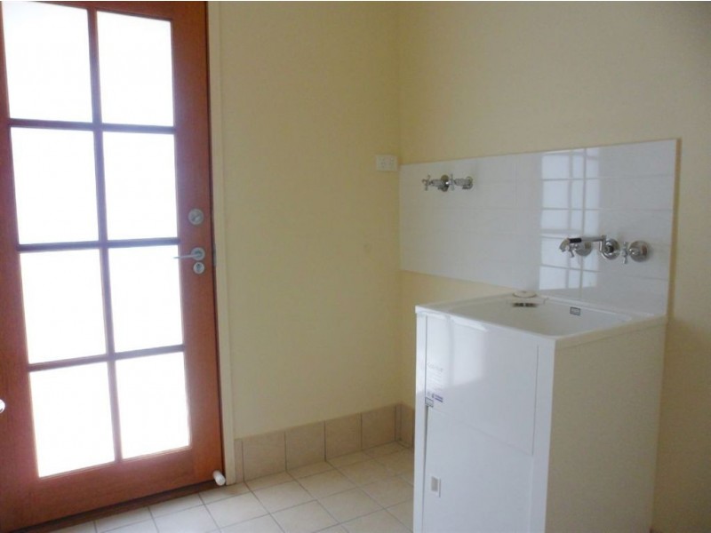 3 Honeywood Drive, Fernvale QLD 4306
