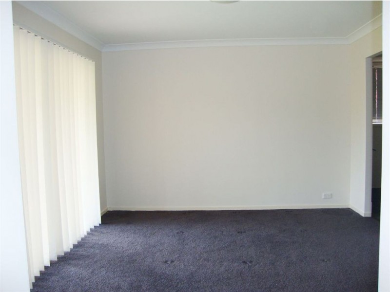 33 Honeywood Drive, Fernvale QLD 4306