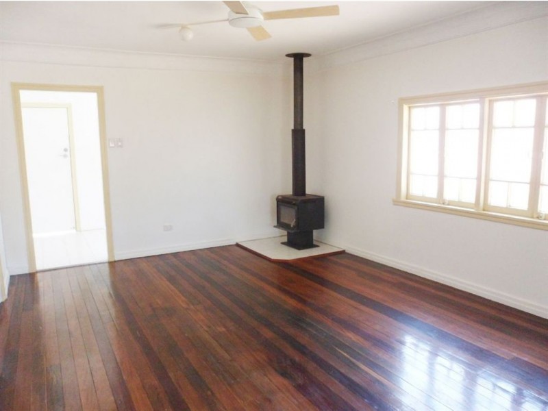 117 Propsect Street, Lowood QLD 4311