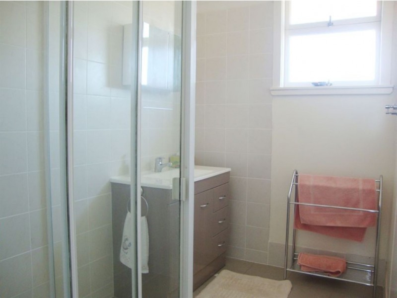 28 Walters Street, Lowood QLD 4311