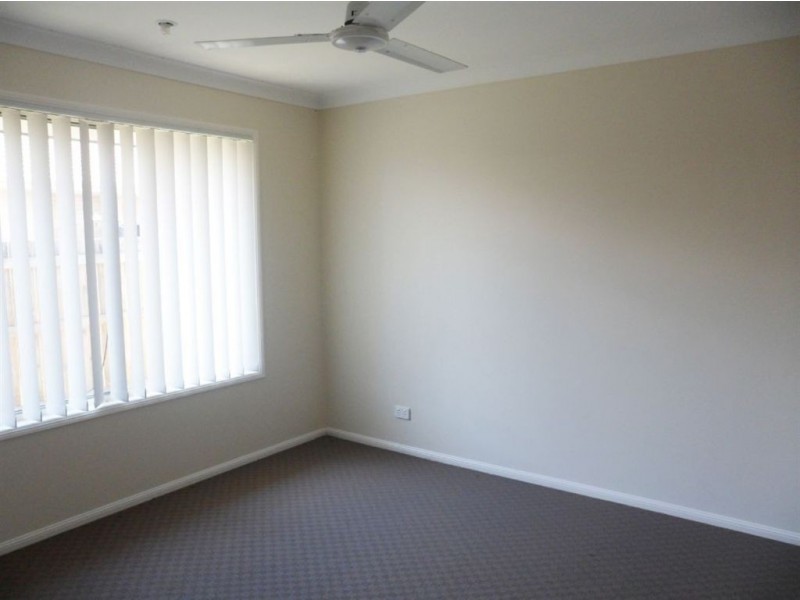 3 Lewis Court, Lowood QLD 4311