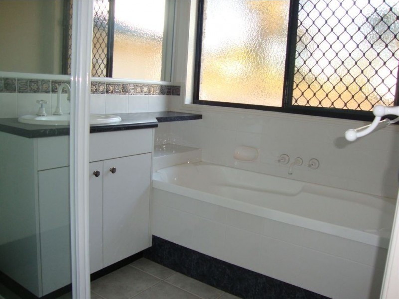 24 Wagtail Drive, Regency Downs QLD 4341
