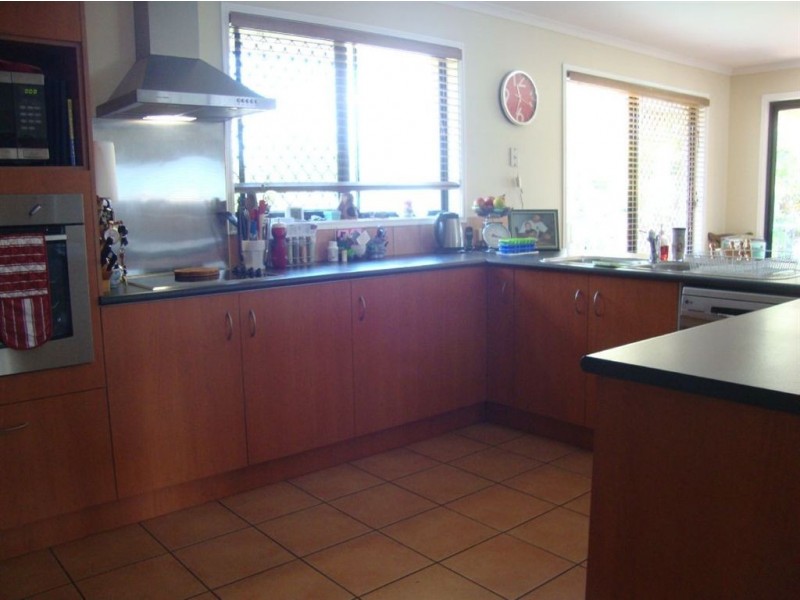 27 Mamaku Street, Fernvale QLD 4306