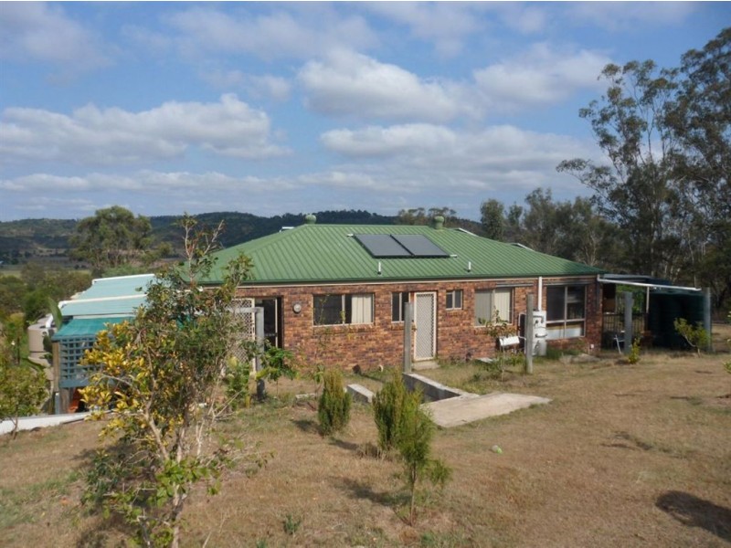 13 Anthony Court, Summerholm QLD 4341