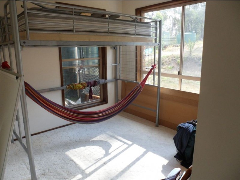 13 Anthony Court, Summerholm QLD 4341