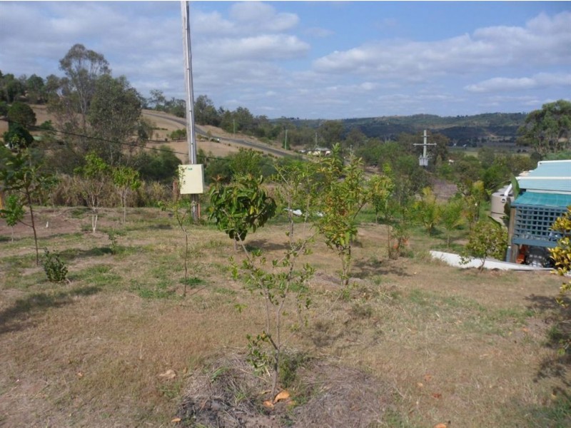 13 Anthony Court, Summerholm QLD 4341