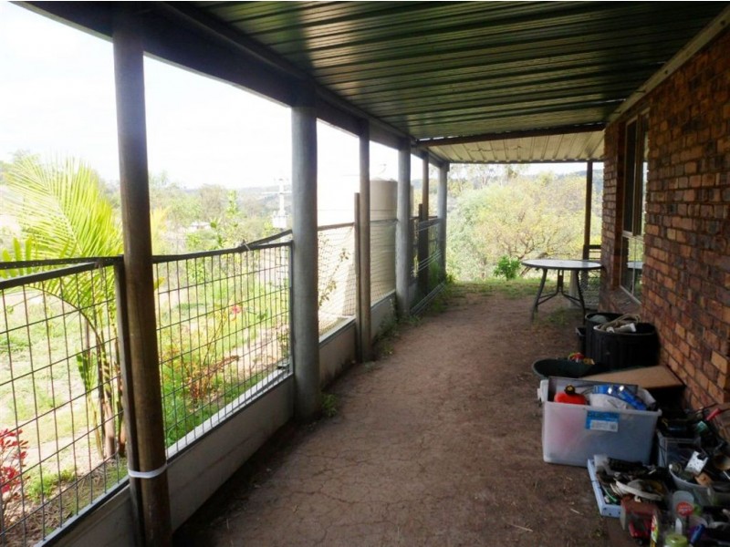 13 Anthony Court, Summerholm QLD 4341