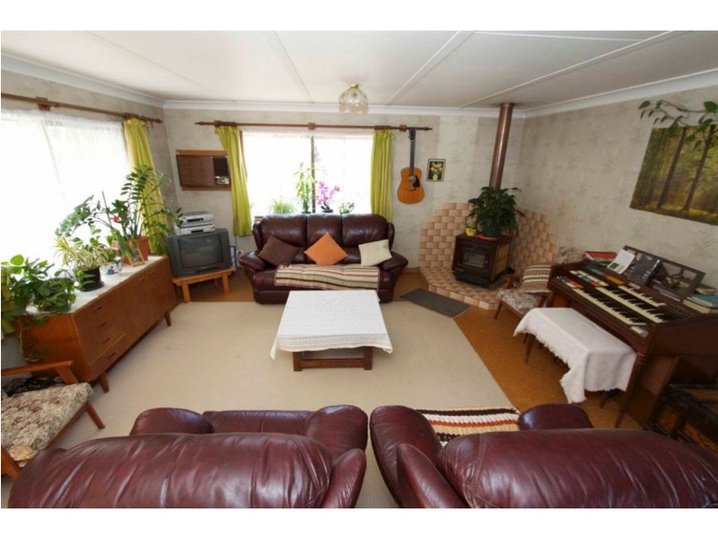 109 Annette Road, Lowood QLD 4311