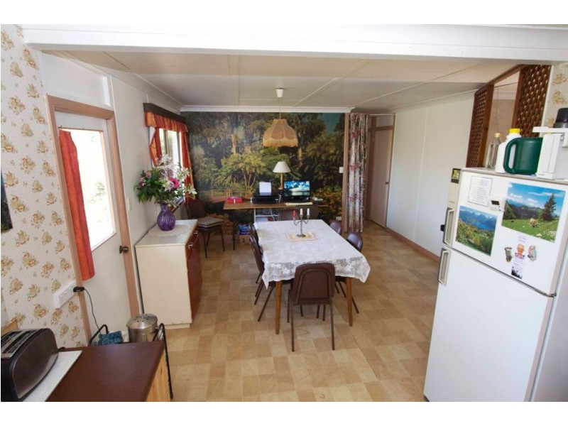 109 Annette Road, Lowood QLD 4311