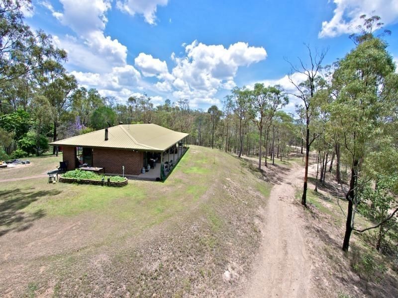 75 Farrell Road, Pine Mountain QLD 4306