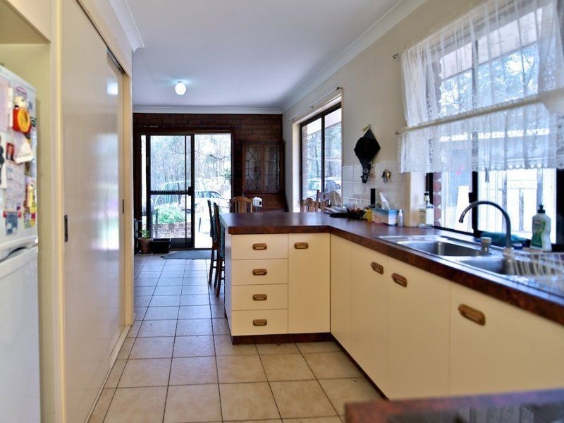 75 Farrell Road, Pine Mountain QLD 4306