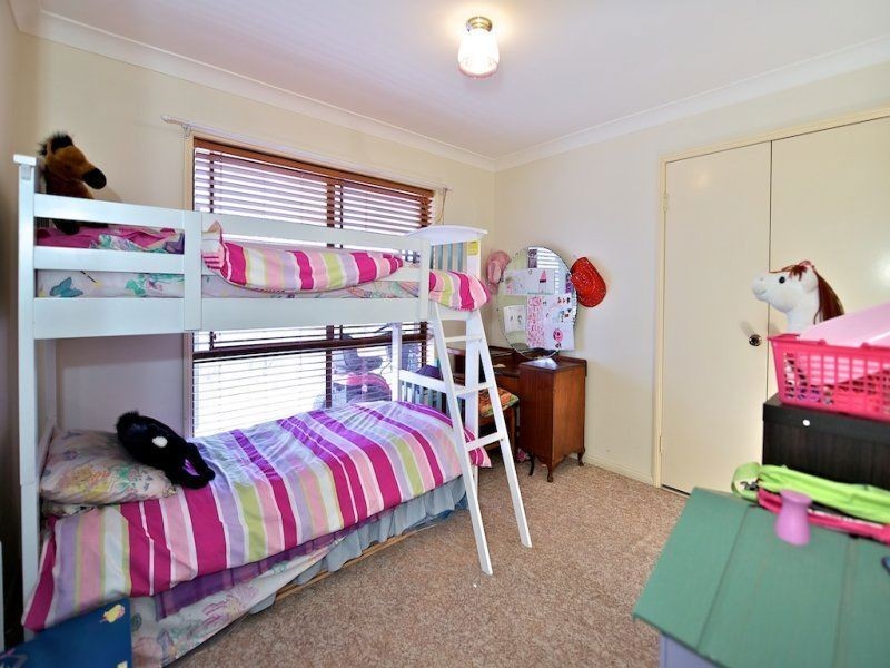 75 Farrell Road, Pine Mountain QLD 4306