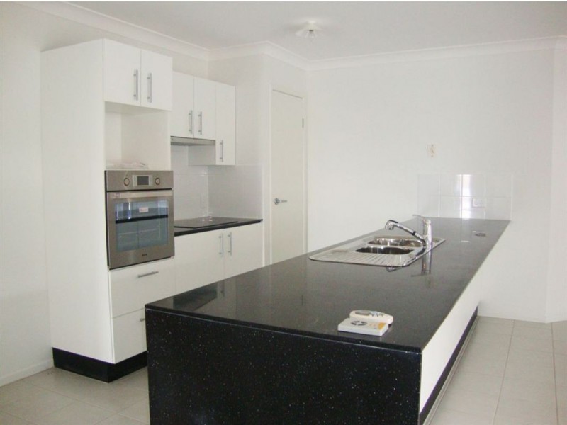 3 Truscot Court, Fernvale QLD 4306