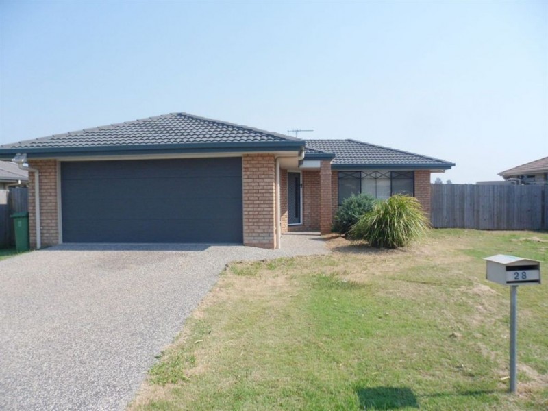 28 Bray Street, Lowood QLD 4311