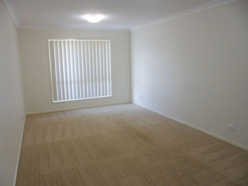 37 Goldenwood Crescent, Fernvale QLD 4306