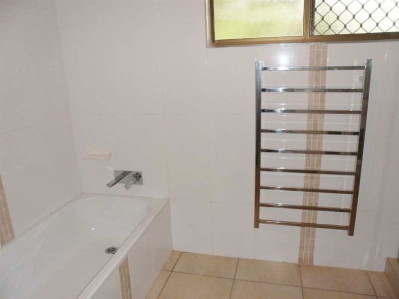 69 Carralluma Crescent, Fernvale QLD 4306