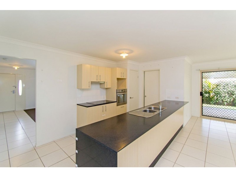 5 Truscot Court, Fernvale QLD 4306